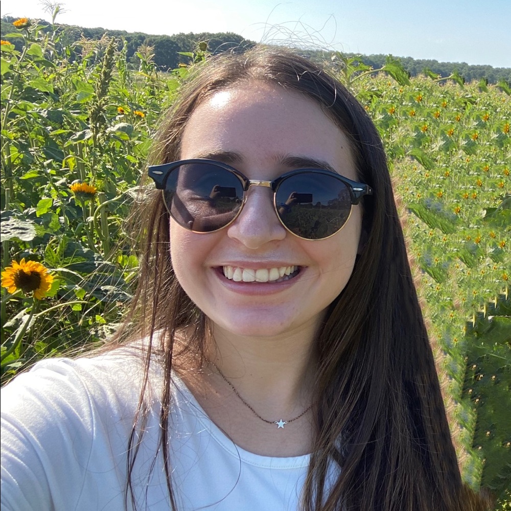 Meet your Posher, Lexi
